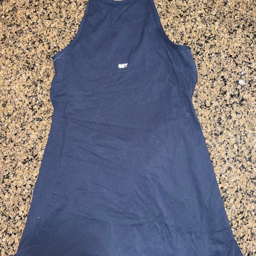 Set Active Dress - Picture 2 of 6